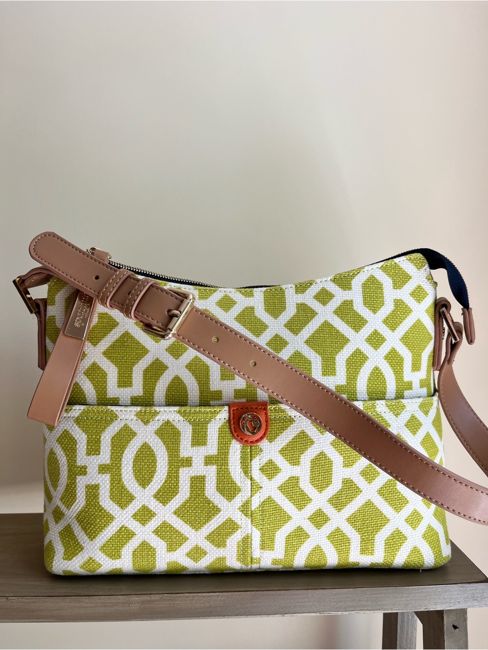 Spartina 449 NWOT Lime Green Geometric Crossbody with Tan Strap - Picture 9 of 16